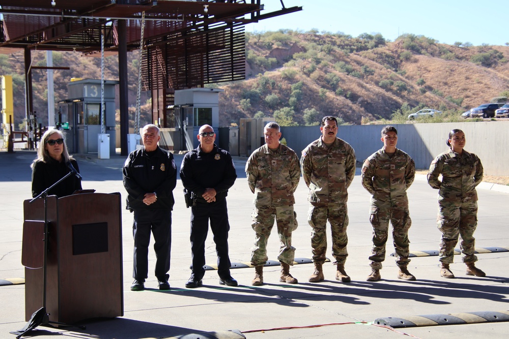 Arizona Governor Tours Port of Entry