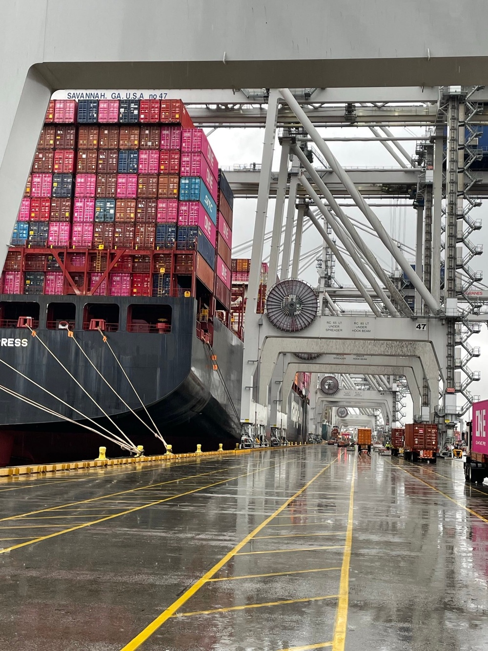 Soldiers observe safety strategies at Port of Savannah