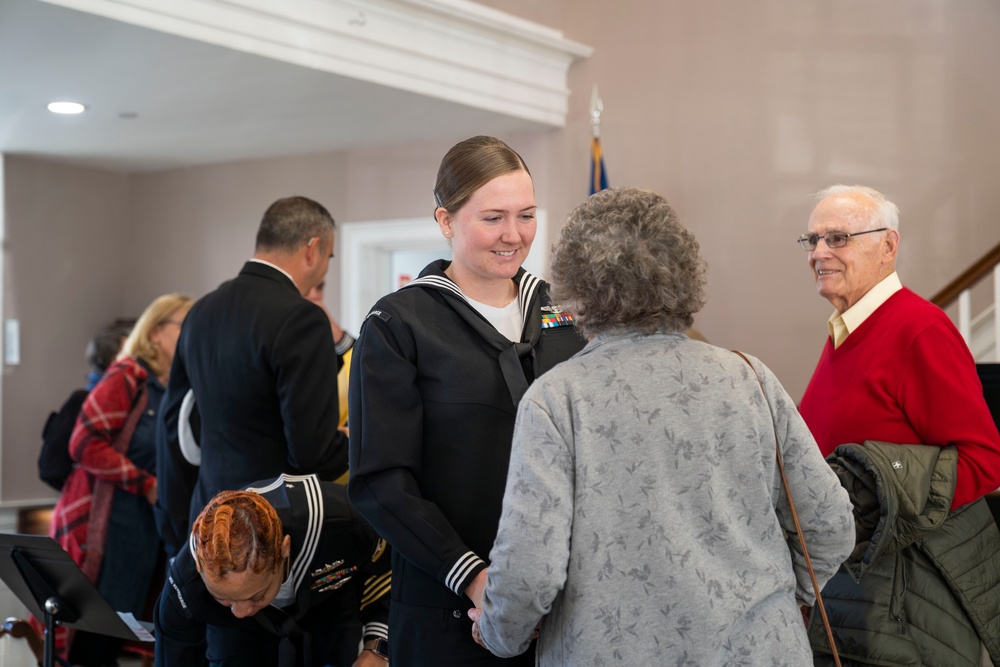 USS Kearsarge Sailors Visit their Namesake Veterans Day Weekend