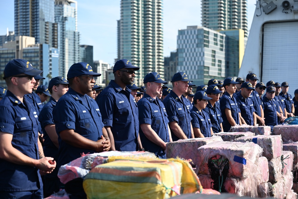 Coast Guard offloads more than 29,000 pounds of cocaine in San Diego