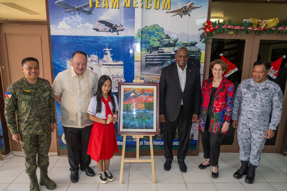 Secretary Austin visits WESTCOM, Palawan