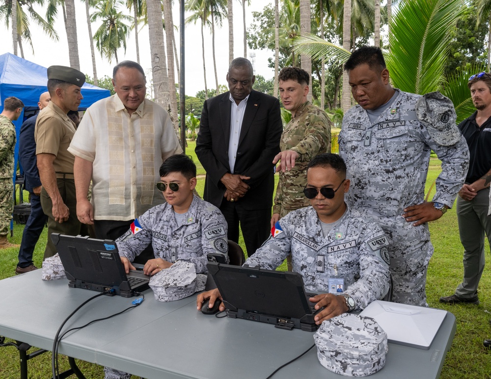 Secretary Austin visits Command, Control Fusion Center, Palawan