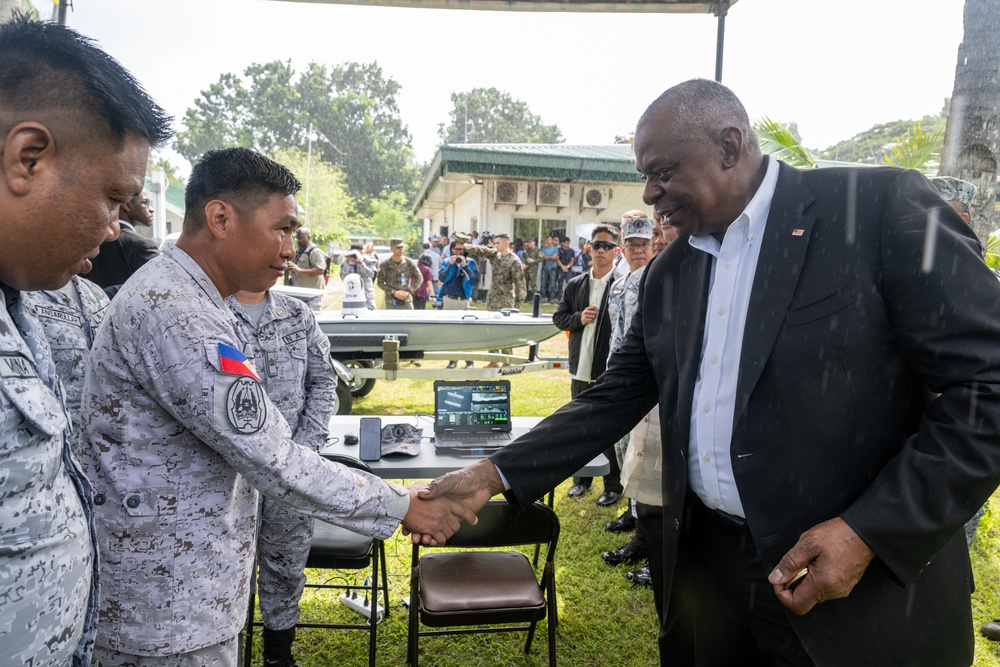 Secretary Austin visits Command, Control Fusion Center, Palawan