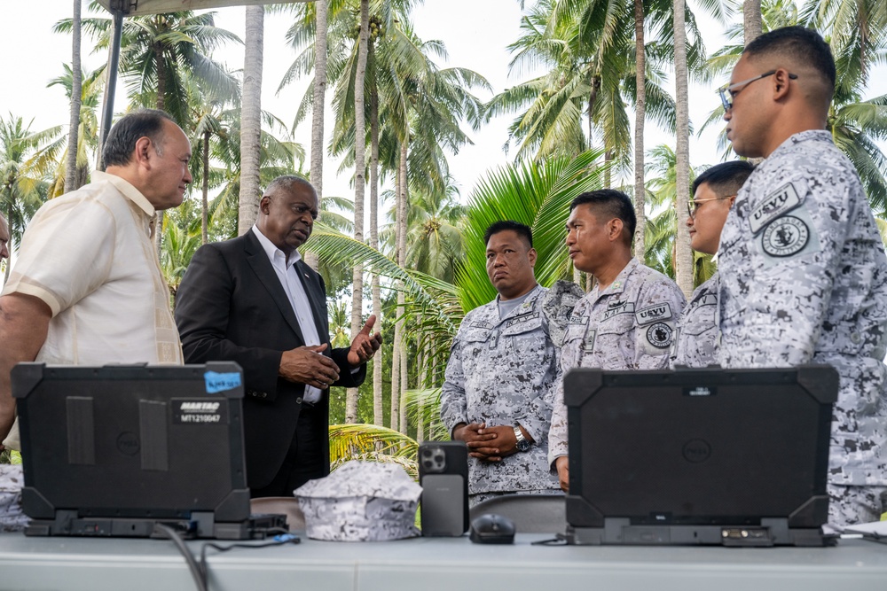 Secretary Austin visits Command, Control Fusion Center, Palawan