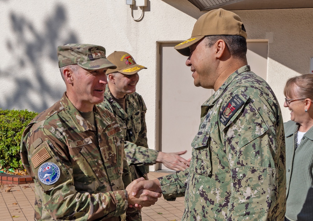 U.S. Forces Japan and 5th Air Force Commander, Lt. Gen. Stephen F. Jost Visits USNH Yokosuka