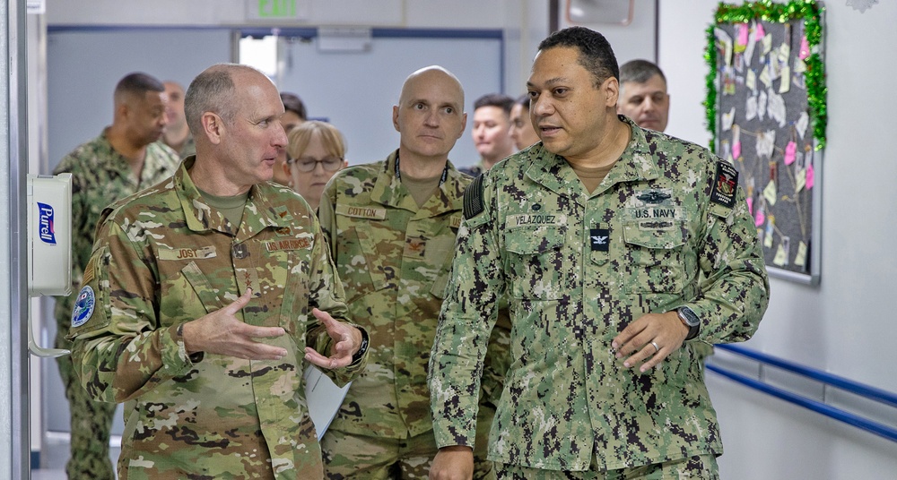 U.S. Forces Japan and 5th Air Force Commander, Lt. Gen. Stephen F. Jost Visits USNH Yokosuka