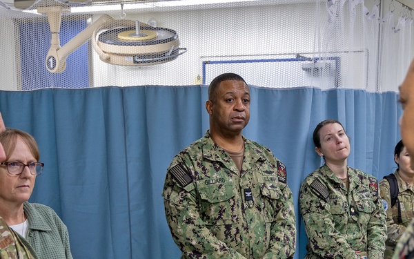 U.S. Forces Japan and 5th Air Force Commander, Lt. Gen. Stephen F. Jost Visits USNH Yokosuka