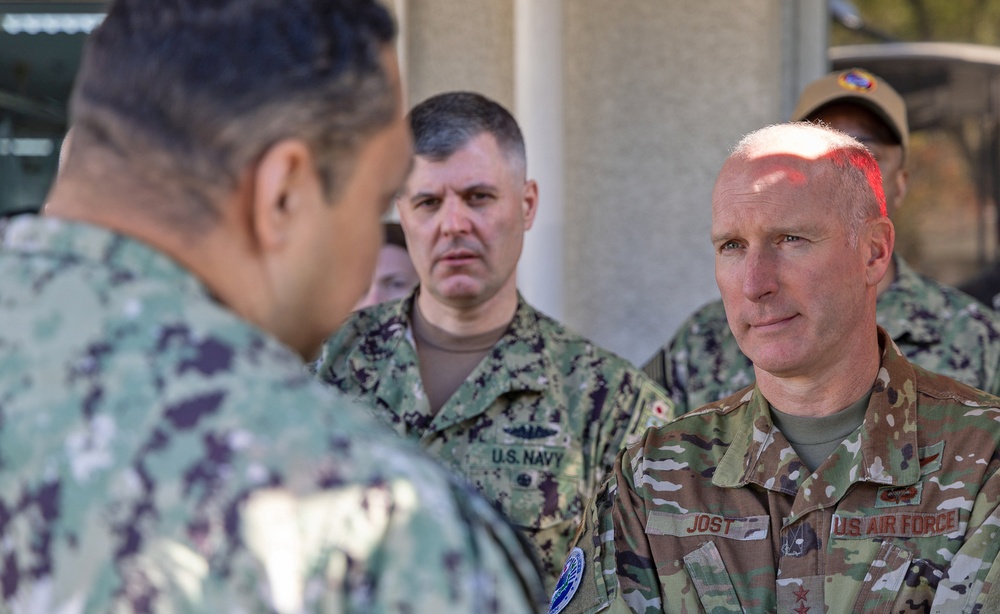 U.S. Forces Japan and 5th Air Force Commander, Lt. Gen. Stephen F. Jost Visits USNH Yokosuka