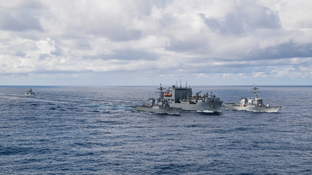 U.S. 7th Fleet ships conduct fueling-at-sea with Royal Canadian Navy