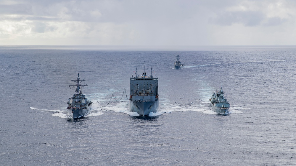 U.S. 7th Fleet ships conduct fueling-at-sea with Royal Canadian Navy