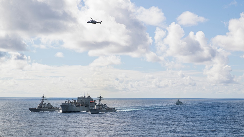 U.S. 7th Fleet ships conduct fueling-at-sea with Royal Canadian Navy