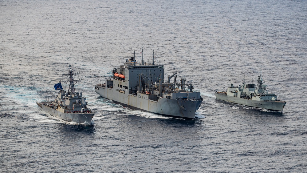 U.S. 7th Fleet ships conduct fueling-at-sea with Royal Canadian Navy