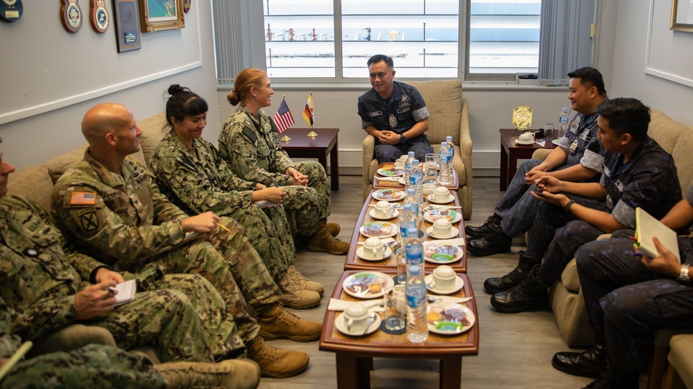 Vice Commander, U.S. 7th Fleet Attends Office Call During CARAT Brunei 2024