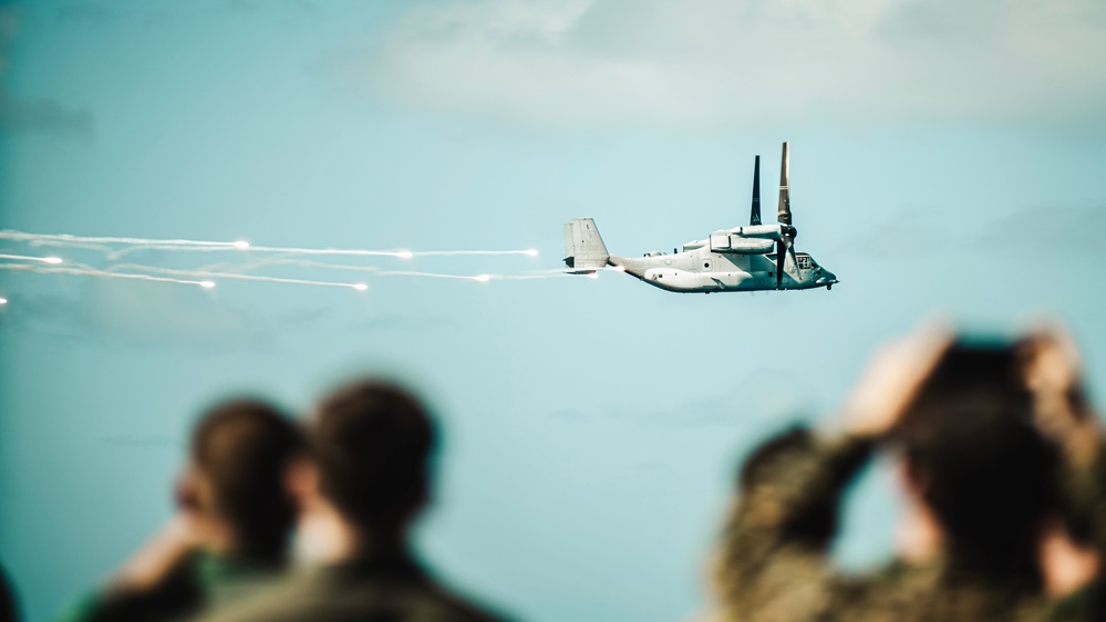 15th MEU, USS Boxer Conduct Air Power Demonstration During Tiger Cruise