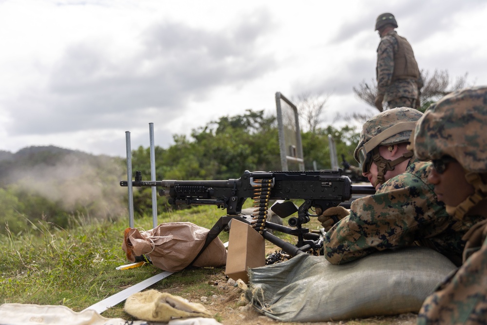 MACS-4 Marines fire M240 machine guns during live fire range