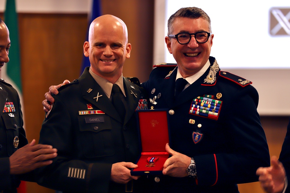 U.S. Army Officer honored with prestigious Italian Bronze Cross of Merit of the Carabinieri