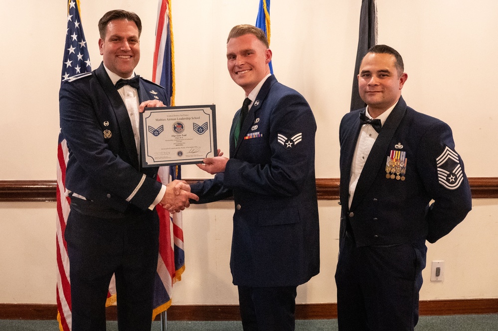 RAF Lakenheath recognizes ALS graduates
