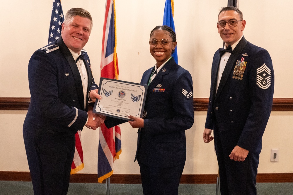 RAF Lakenheath recognizes ALS graduates