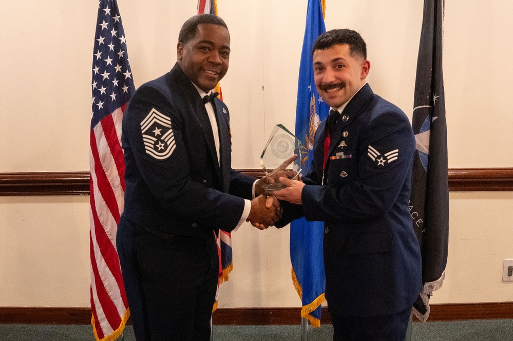 RAF Lakenheath recognizes ALS graduates