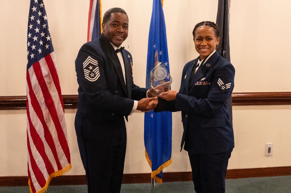 RAF Lakenheath recognizes ALS graduates