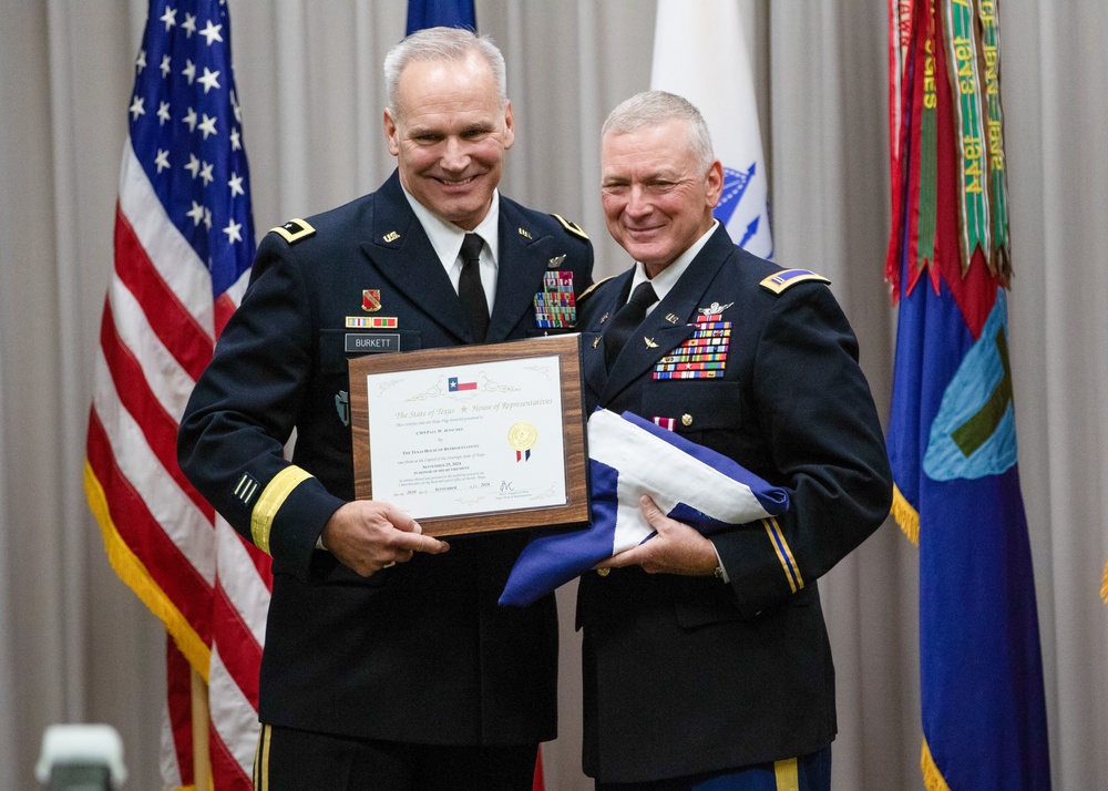 Texas Command Chief Warrant Officer 5 retires after 40 years