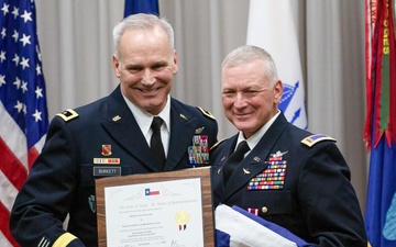 Texas Command Chief Warrant Officer 5 retires after 40 years