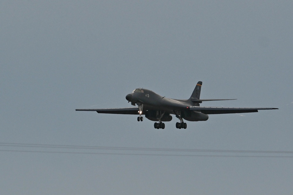 Ellsworth B-1B Lancers complete a Conus-to-Conus mission