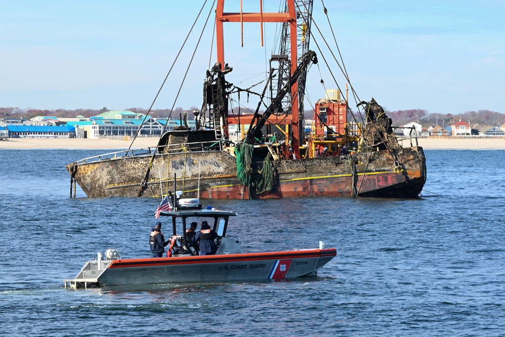 Partners monitor salvage of sunken fishing vessel off New Jersey