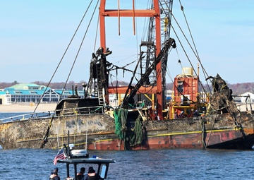 Partners monitor salvage of sunken fishing vessel off New Jersey
