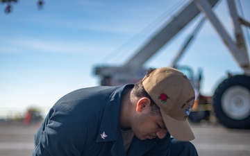 Flight deck maintenance