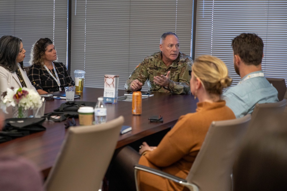 88th Readiness Division Commander meets with Vivage-Beecan Health