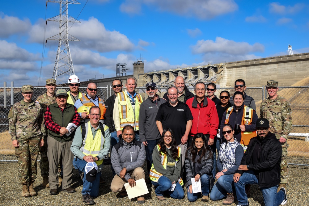 USACE Sacramento District hosts SAME Tour at Folsom Dam