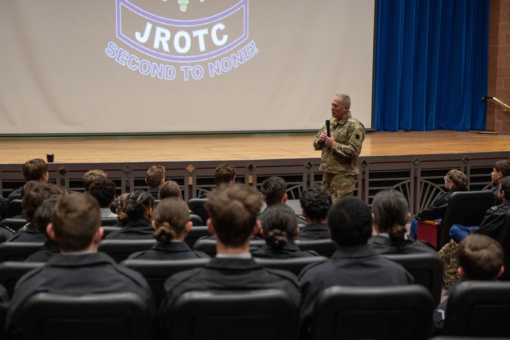 88th Readiness Division Commander meets with Fountain-Fort Carson High School Cadets