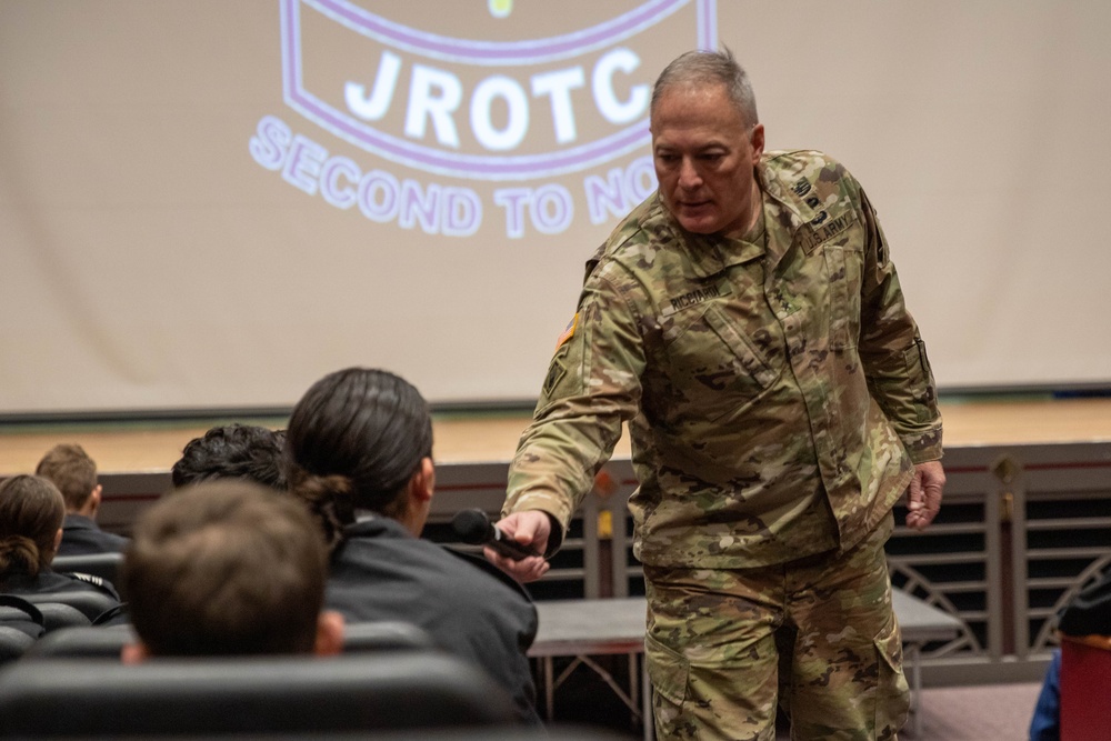 88th Readiness Division Commander meets with Fountain-Fort Carson High School Cadets