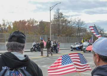 Army Reserve leaders celebrate veterans in annual Bronx Parade