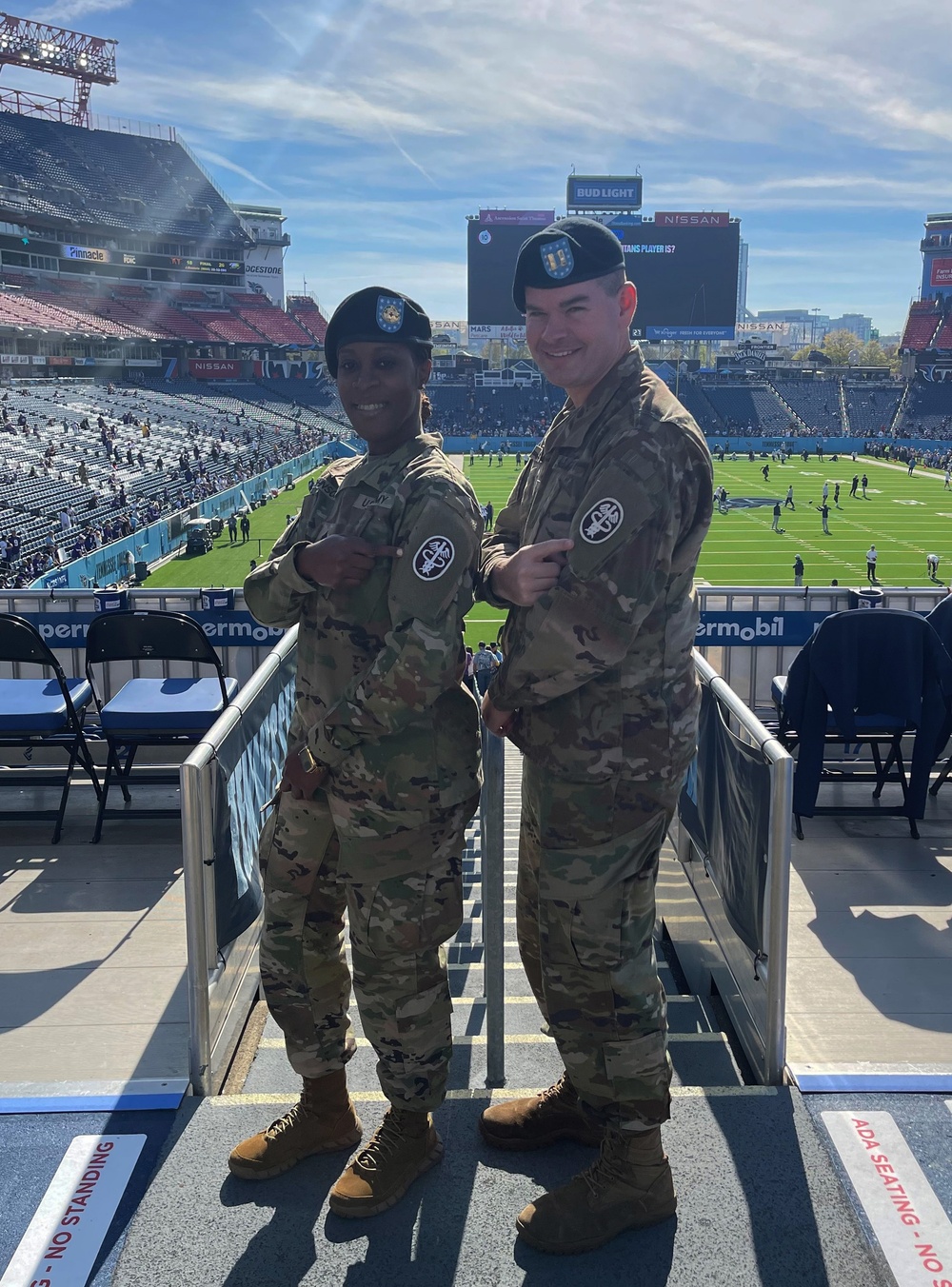 Tennessee Titans Host &quot;Salute to Service&quot; Event to Honor Military Community