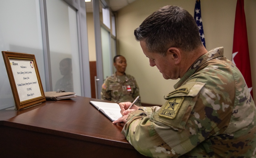 U.S. Army Reserve Command hosts Sgt. Maj. of the Army