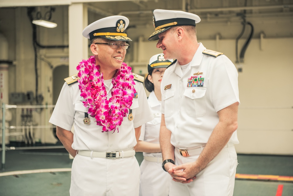 CJRM Welcomes ROKS Marado (LPH-6112) to Guam