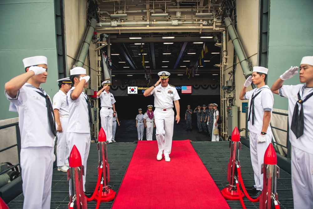 CJRM Welcomes ROKS Marado (LPH-6112) to Guam