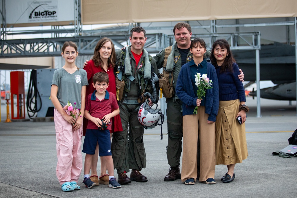 CVW-5 Pilots return to Marine Corps Air Station Iwakuni