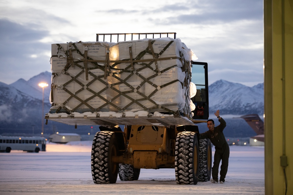 AKNG helps replenish Alaska Native community’s food stores during IRT Mission