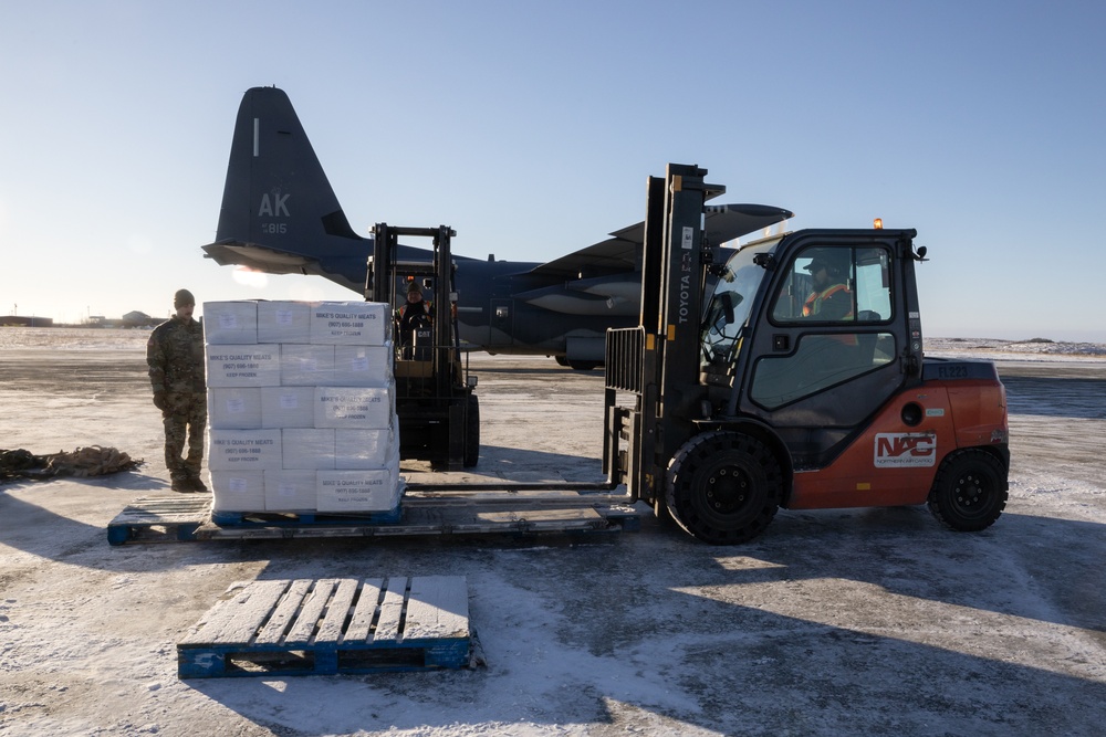 AKNG helps replenish Alaska Native community’s food stores during IRT Mission