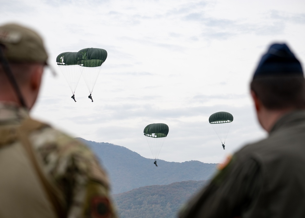 U.S., ROK complete Airborne training during Freedom Flag 24-1