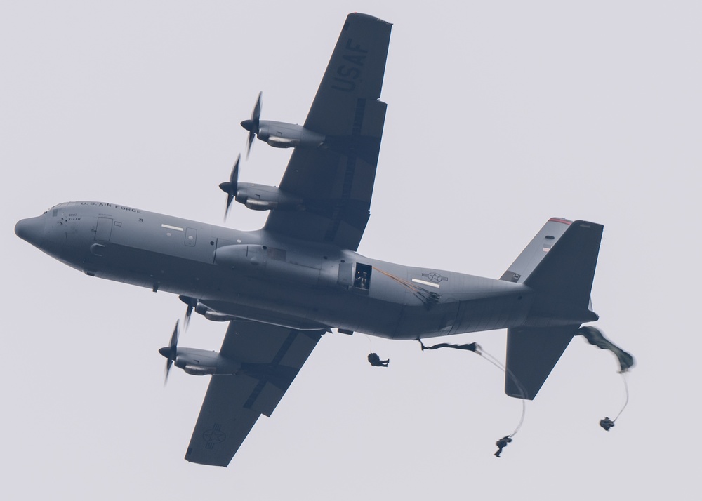 U.S., ROK complete Airborne training during Freedom Flag 24-1