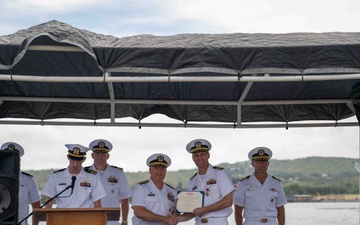 USS Annapolis Holds Change of Command