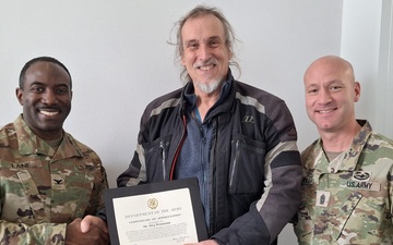 LRC Wiesbaden LN Employee recognized by 405th AFSB command team for excellence