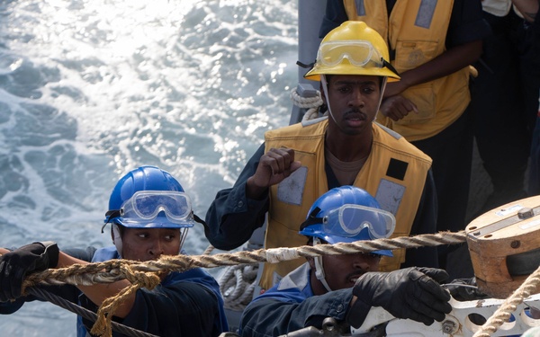 Frank E. Petersen Jr. conducts fueling-at-sea with Abraham Lincoln