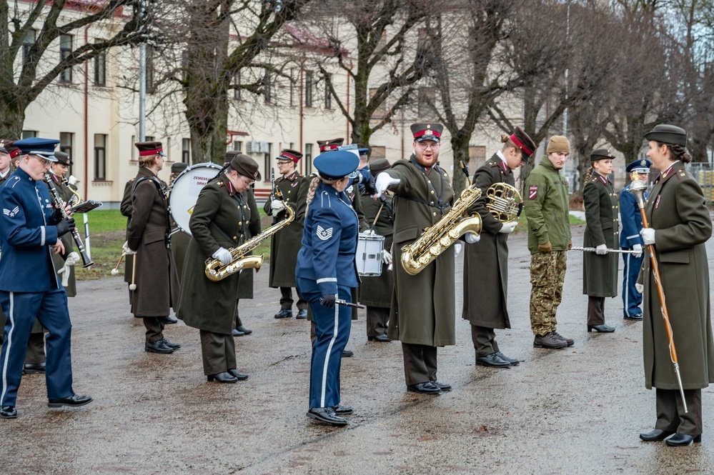 USAFE-AFAFRICA Band, Latvian National Guard Orchestra builds community in combined marching band