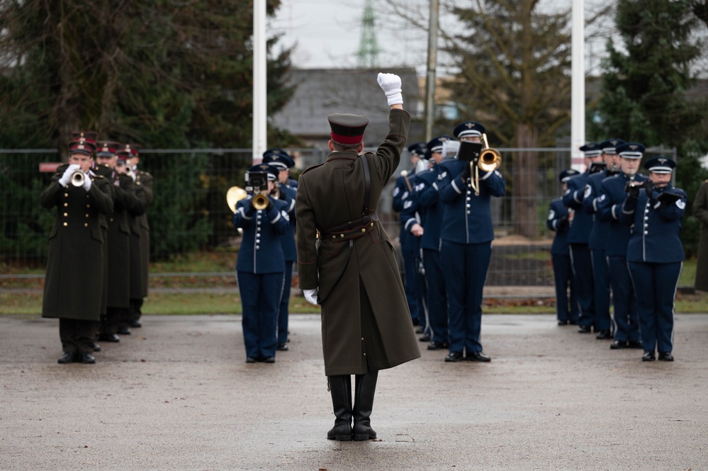 USAFE-AFAFRICA Band, Latvian National Guard Orchestra builds community in combined marching band