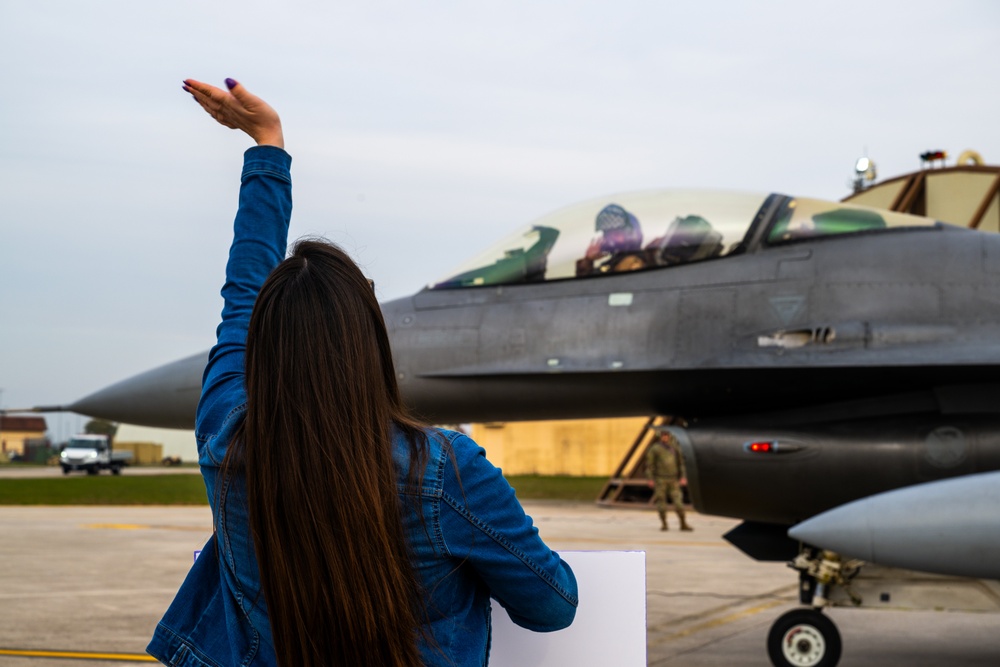 510th Fighter Squadron pilots return from deployment